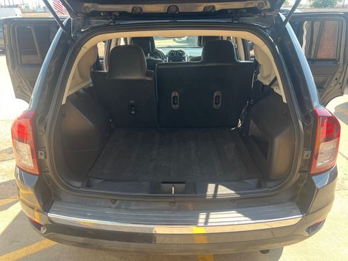 Used 2015 Jeep Compass High Altitude FWD image 11