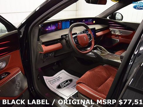 Used 2024 Lincoln Nautilus Black Label image 14