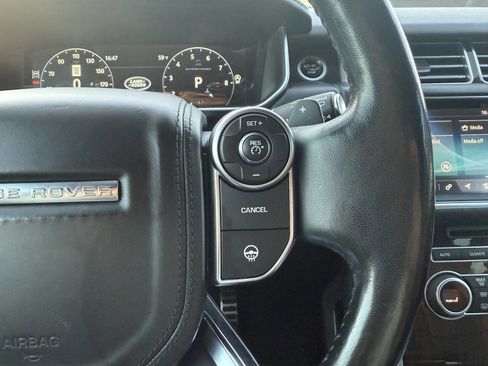 Used 2017 Land Rover Range Rover Supercharged AWD/4WD image 21