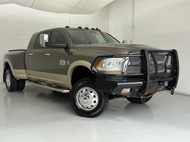 Used 2014 RAM 3500 Laramie Longhorn AWD/4WD image 3