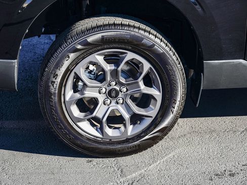 Used 2022 Ford Maverick XLT image 9