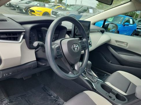 Used 2024 Toyota Corolla LE FWD image 10
