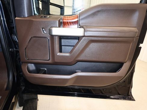 Used 2022 Ford F450 King Ranch w/ FX4 Off-Road Package image 21