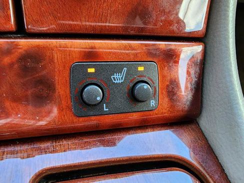 Used 2002 Lexus LS 430 image 22