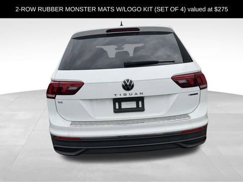 Used 2022 Volkswagen Tiguan SE image 3