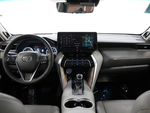 Used 2021 Toyota Venza Limited w/ Advanced Technology Package AWD/4WD image 16