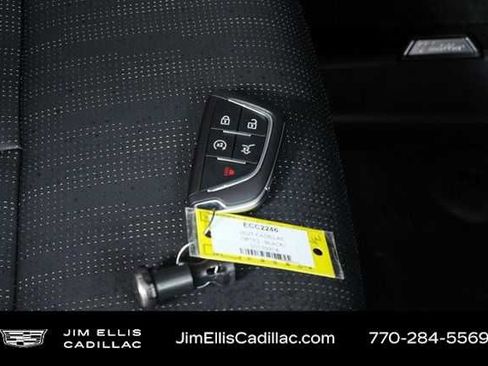 Certified 2025 Cadillac Optiq Luxury 2 w/ LPO, Floor Liner Package image 38