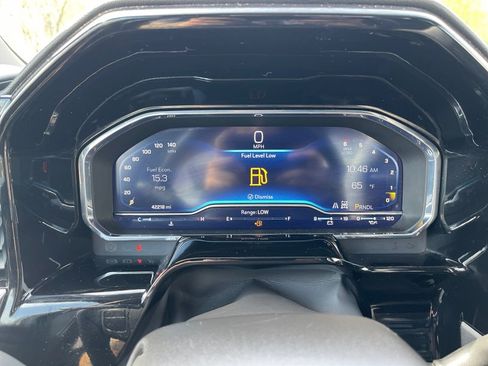 Used 2025 Chevrolet Silverado 1500 LT AWD/4WD image 10
