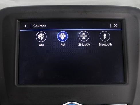 Used 2024 Chevrolet Equinox LT w/ LPO, Floor Liner Package image 5