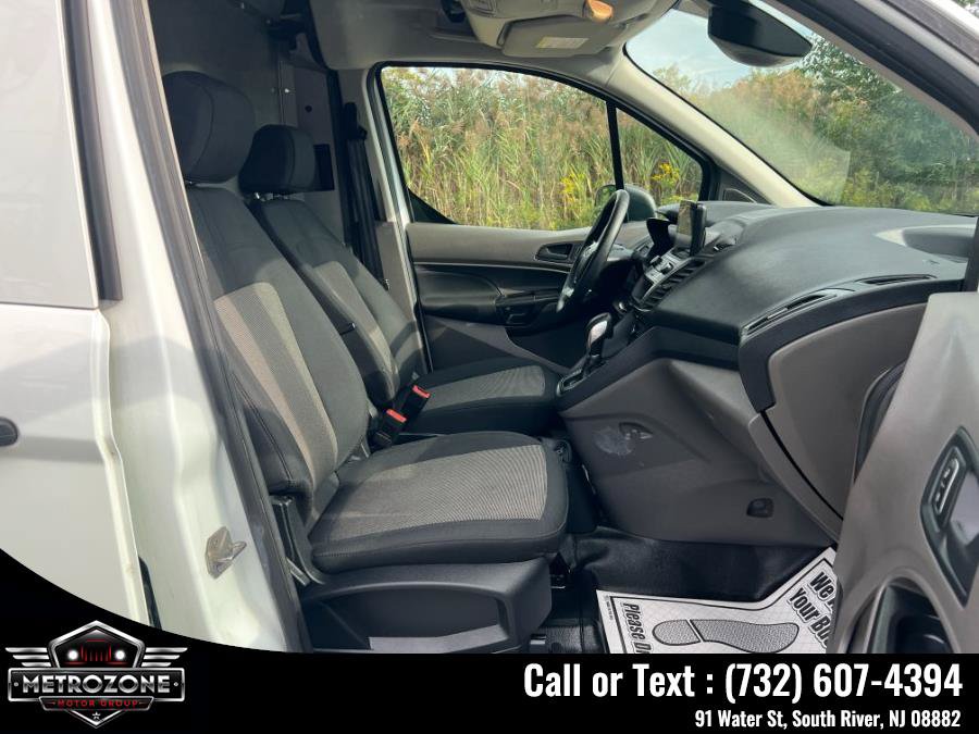 Used 2020 Ford Transit Connect XL FWD image 19