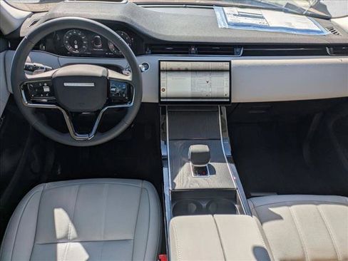 New 2025 Land Rover Range Rover Evoque S image 15