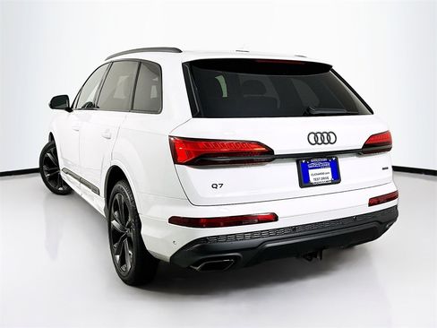 Used 2025 Audi Q7 3.0T Premium Plus image 6