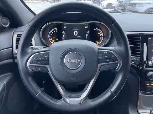 Used 2021 Jeep Grand Cherokee Laredo X image 21