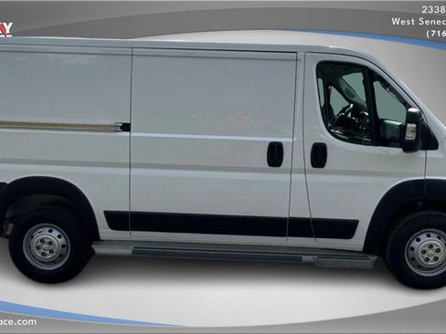 Used 2023 RAM ProMaster 2500 image 4