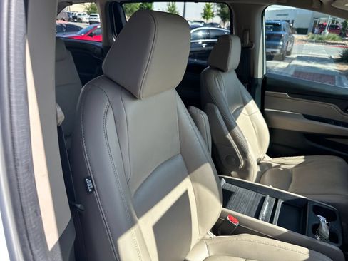 Used 2019 Honda Odyssey EX-L image 39