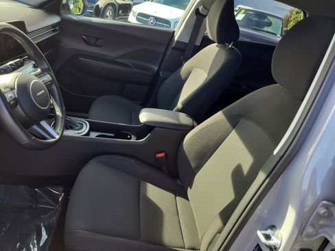 Used 2025 Hyundai Kona SEL image 20