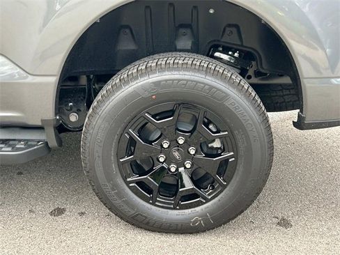New 2025 Ford F150 Lightning XLT image 15