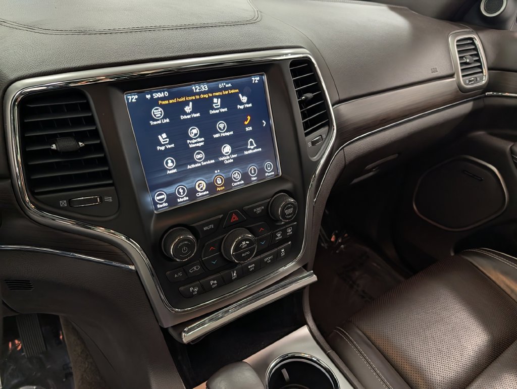 Used 2018 Jeep Grand Cherokee Overland AWD/4WD image 15