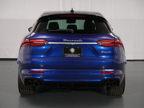 Used 2023 Maserati Grecale Modena AWD/4WD image 17