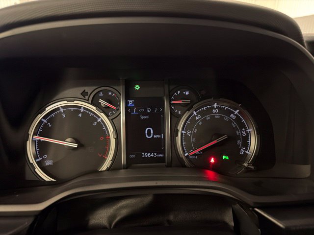 Used 2021 Toyota 4Runner Nightshade AWD/4WD image 21