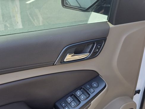 Used 2018 Chevrolet Tahoe LT RWD image 15