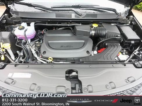 New 2025 Chrysler Voyager LX FWD image 17