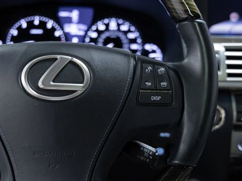 Used 2014 Lexus LS 460 image 27