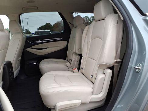 Certified 2024 Buick Enclave Premium image 22