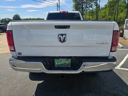 Used 2014 RAM 2500 Tradesman w/ Chrome Appearance Group image 5