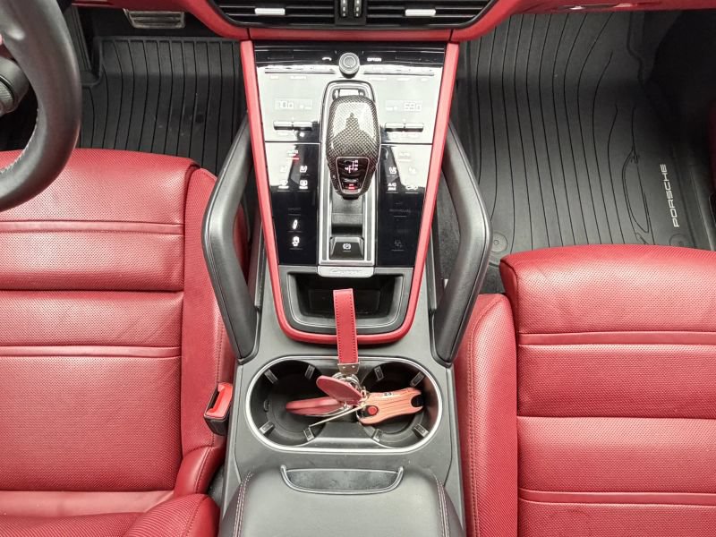 Used 2023 Porsche Cayenne GTS AWD/4WD image 26