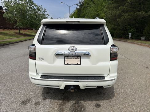 Used 2017 Toyota 4Runner Limited RWD image 6