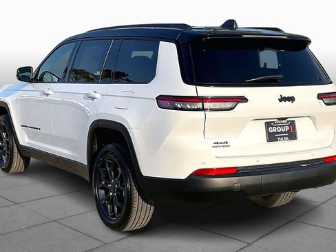 New 2025 Jeep Grand Cherokee L Limited image 12