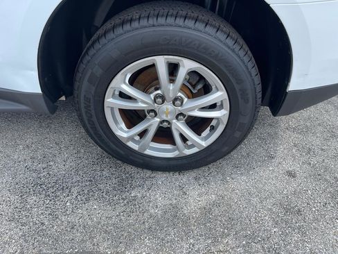 Used 2016 Chevrolet Equinox LT w/ Convenience Package FWD image 6