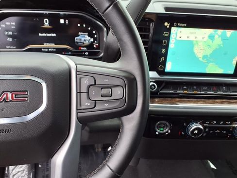 Used 2023 GMC Sierra 1500 Elevation image 10
