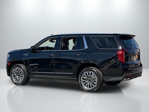 Used 2024 GMC Yukon Denali Ultimate AWD/4WD image 4