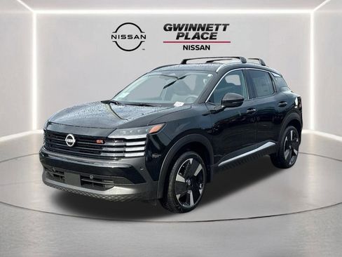 New 2026 Nissan Kicks SR image 1