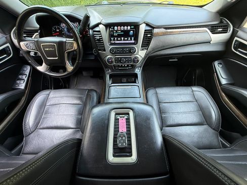 Used 2018 GMC Yukon Denali w/ Denali Ultimate Package AWD/4WD image 24