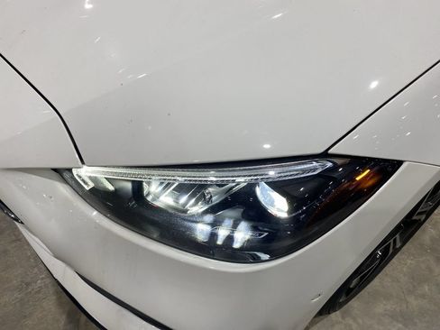 Used 2022 Mercedes-Benz C 300 Sedan image 18