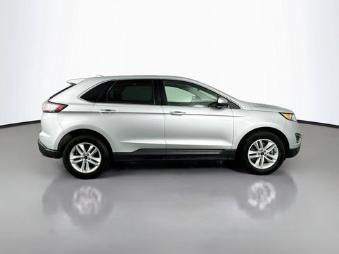 Used 2018 Ford Edge SEL w/ Equipment Group 201A AWD/4WD image 18