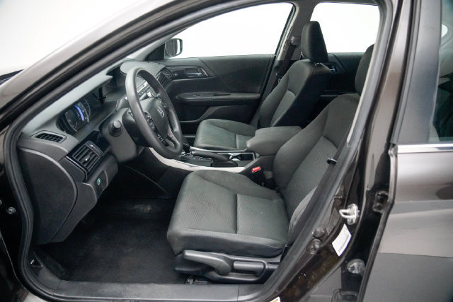 Used 2017 Honda Accord LX image 15