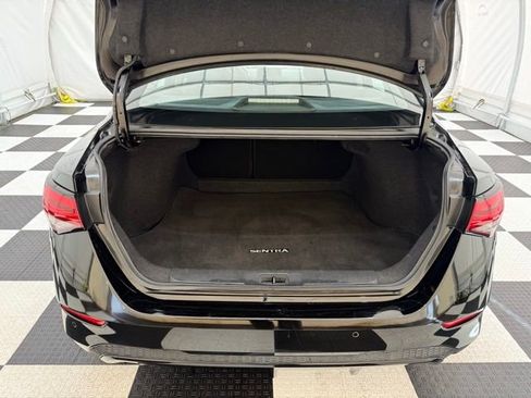 Used 2023 Nissan Sentra SV image 4