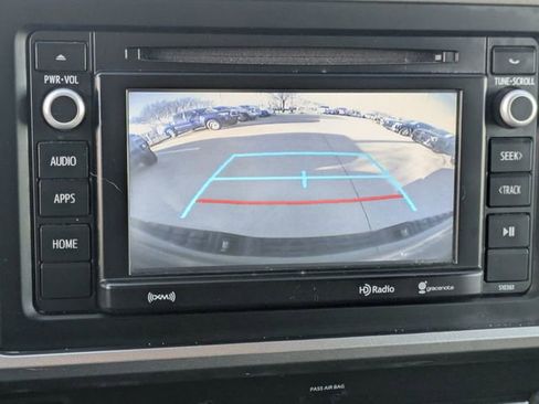 Used 2019 Toyota Tacoma SR5 image 17