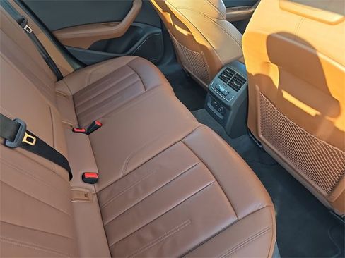 Used 2023 Audi A4 2.0T Premium Plus image 13