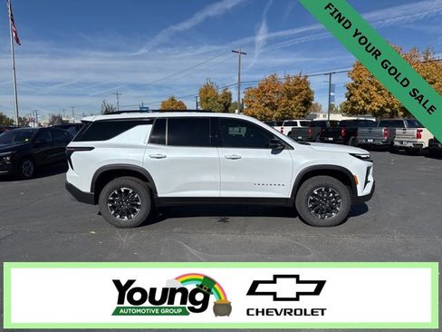 New 2026 Chevrolet Traverse Z71 w/ Driver Confidence Package image 8