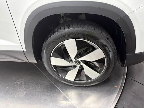 Used 2024 Volkswagen Taos S AWD/4WD image 9