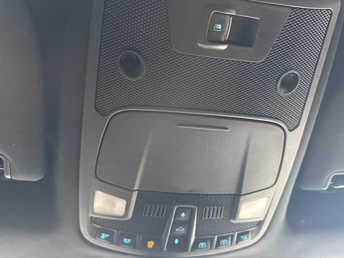 Used 2017 Ford F150 Platinum w/ Equipment Group 701A Luxury image 16