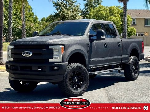 Used 2017 Ford F250 Lariat w/ Lariat Ultimate Package AWD/4WD image 1