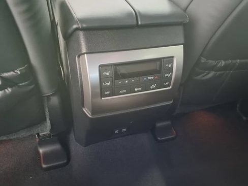 Used 2023 Lexus GX 460 Premium AWD/4WD image 20
