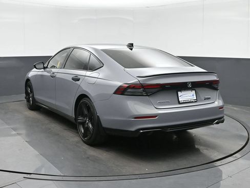 Used 2023 Honda Accord Sport image 5