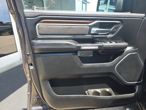 Used 2021 RAM 1500 Laramie AWD/4WD image 14